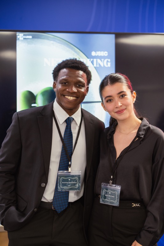 Co-presidents Jonathan Bekoullom and Hacer Dila Polat at the Networking Cocktail